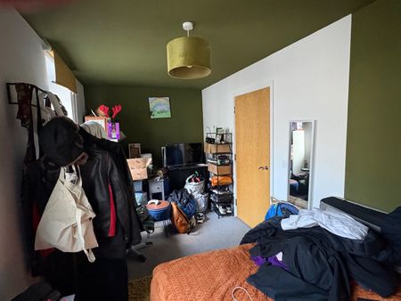 Room in a Shared House, New England St, BN1 - Photo 5