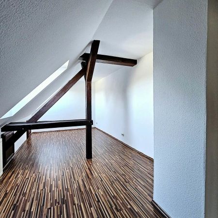 Großzügige Studiowohnung mit hohen Decken & Kaminanschluss - Foto 1