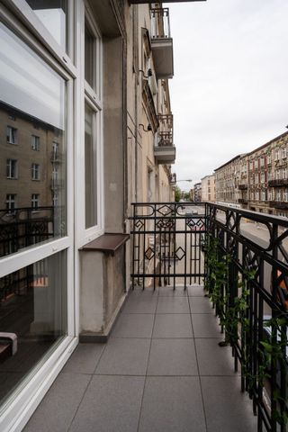 Przestronne mieszkanie 94 m² w centrum Łodzi 93 m² - Photo 4