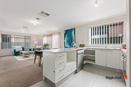 PERFECT FAMILY HOME!!! - Photo 3