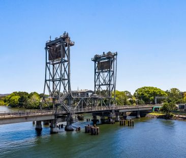 Riverside Living with Lift Access & Stunning Water Views – Fully Ap... - Photo 6