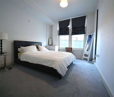 Fantastic Fully Furnished One Double Bedroom Apartment in the heart... - Photo 1