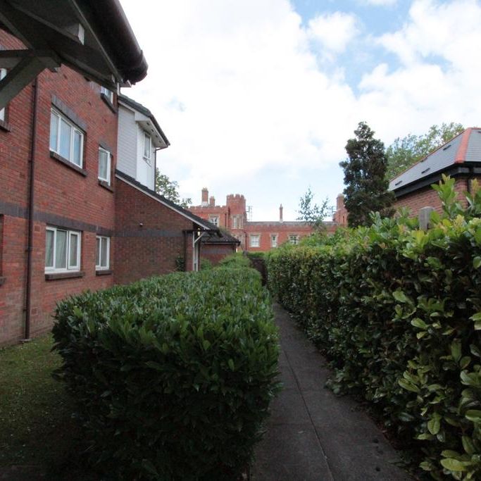 2 bedroom apartment to rent - Photo 1