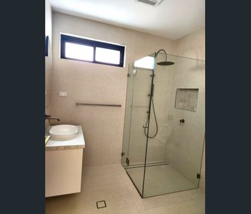 BRAND NEW | 5 BED | 3 BATH | DOUBLE-STOREY | 3 CAR - Photo 5