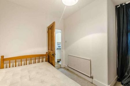 Beechcroft Road, Tooting Bec, SW17 - Photo 4