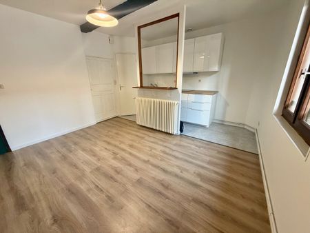 Location Appartement 3 pièces 40m² - Photo 3