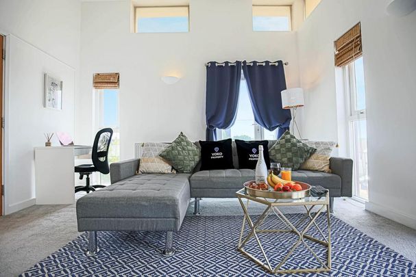 2 bedroom serviced apartment to rent - Photo 1