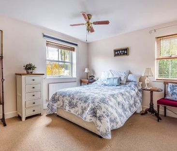 4 bedroom detached house to rent - Photo 4