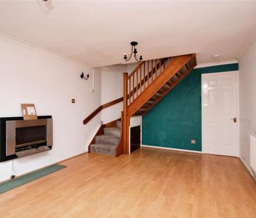 2 bedroom terraced house to rent - Photo 2