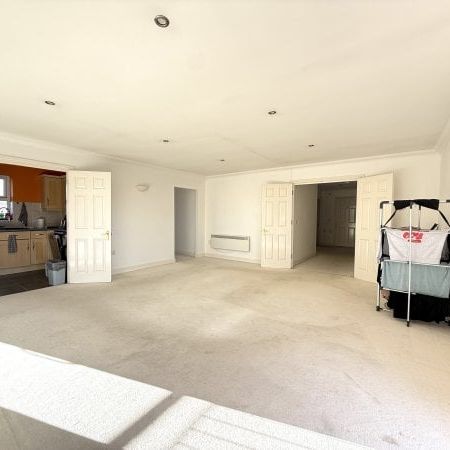 Archers Road, Central Southampton - Photo 1