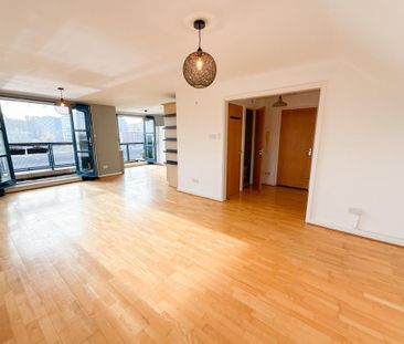 3 bedroom apartment to rent - Photo 2