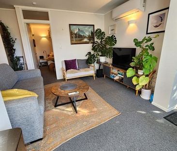 Private 1 bedroom Unit with Pool in Castor Bay - Photo 2