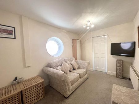 2 bedroom house to rent - Photo 3