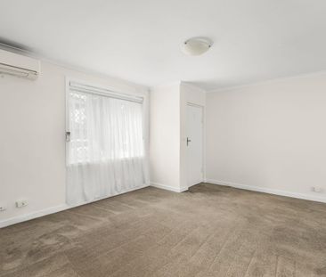 Low Maintenance Lifestyle - Photo 6