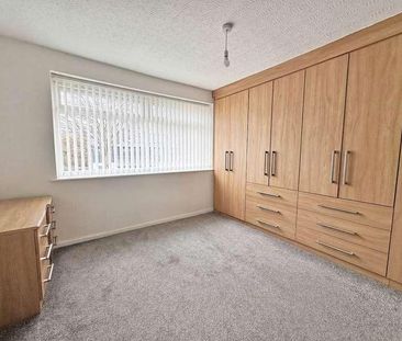 Blackshaw Lane, Royton, OL2 - Photo 5