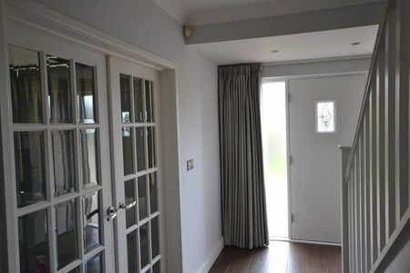 Windermere Drive, Alderley Edge - Photo 4