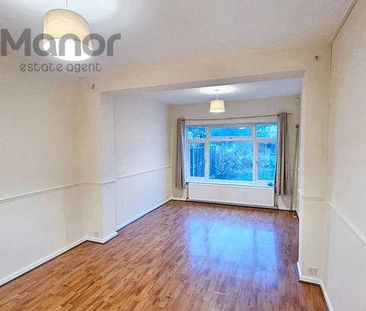 Bushgrove Road, Dagenham, RM8 - Photo 5