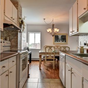 GRAND 4 ½ EN COIN À CHARLESBOURG - Photo 3