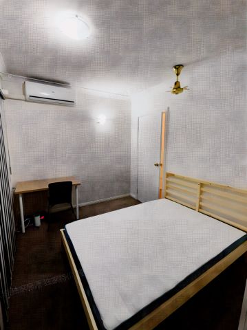 4 bed 3 bath-single room - Photo 4