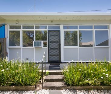 NEAT ONE BEDROOM HOME IN WENDOUREE - Photo 6