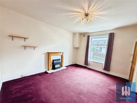 2 bedroom terraced house to rent - Photo 2