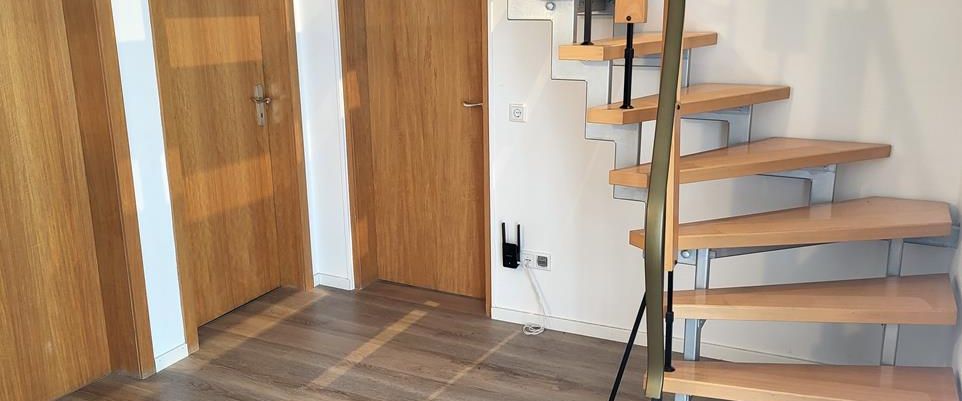 Attraktive und kernsanierte Maisonette-Wohnung mit Stellplatz in zentraler Lage von Pulheim! - Foto 1