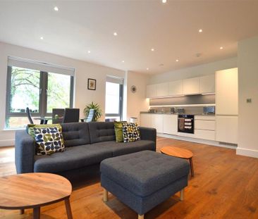 2 bedroom apartment to rent - Photo 3