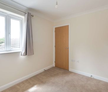 Eaton Gate Bicester Road, Kidlington, Oxfordshire, OX5 - Photo 5