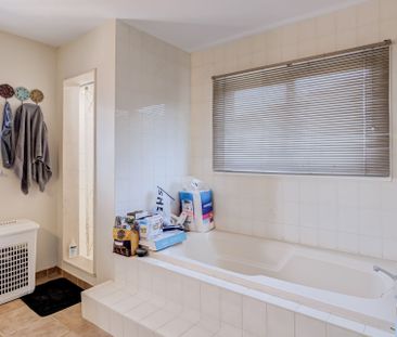 For Lease - 27 Alicewood Drive, Markham, Ontario - Photo 4