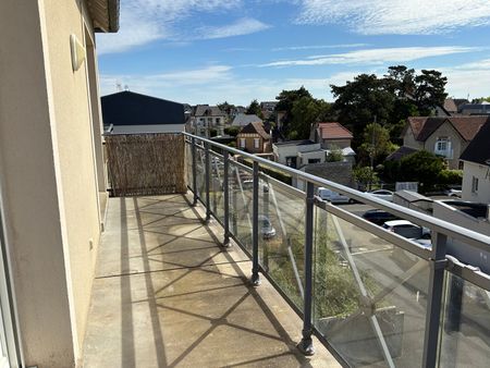 Location Appartement 2 pièces 46m² - Photo 4
