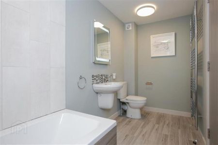 Apt 8, 8 Summerhill Avenue, Belfast, BT5 7HD - Photo 5