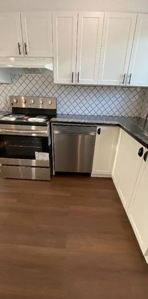 4½ Rénové Jardin Et 5 électro Rosemont - Photo 1