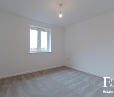 2 bedroom maisonette to rent - Photo 3