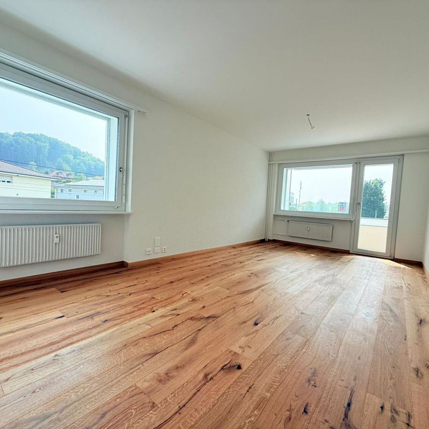 Sanierte 3.5 Zimmer Wohnung an urbaner Lage - Foto 1