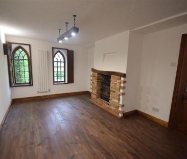 2 bedroom bungalow to rent - Photo 1