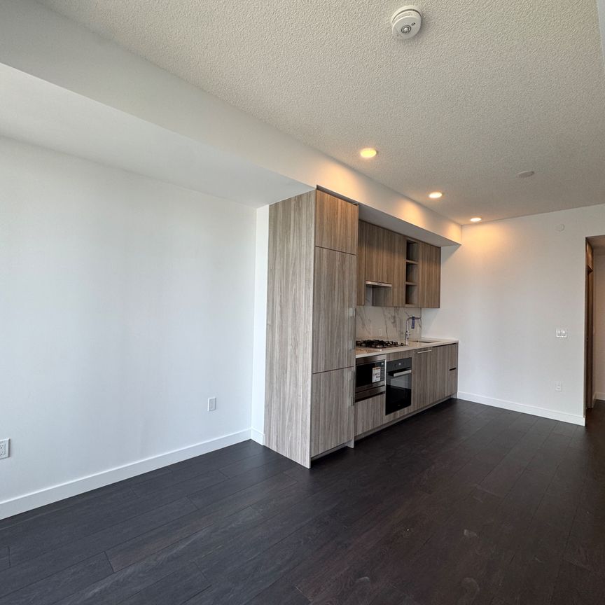 For Lease - 18 Esther Shiner Boulevard Unit# 2012, Toronto, Ontario - Photo 1