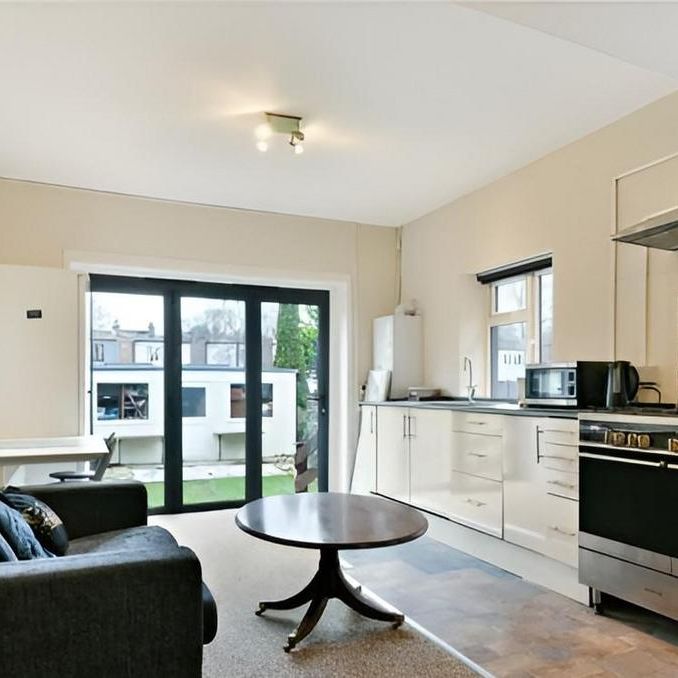 6 bedroom house to rent - Photo 1