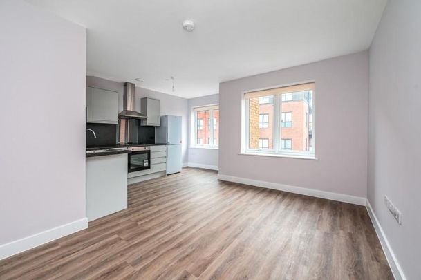 1 bedroom apartment to rent - Photo 1