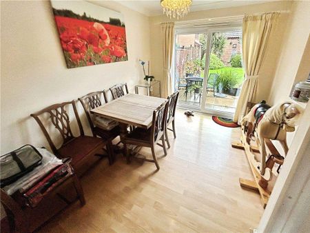 3 bedroom semi-detached house to rent - Photo 3