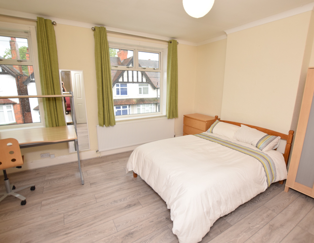 Elmsthorpe Avenue Room 3 - Photo 1