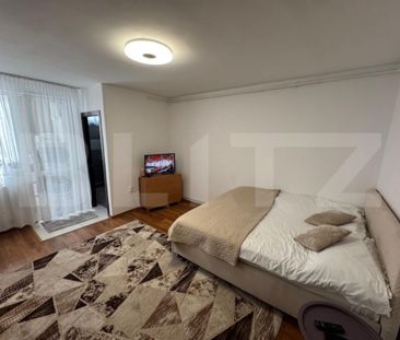 Garsoniera, 30 mp, C.T., moderna, zona: Parang - Photo 1