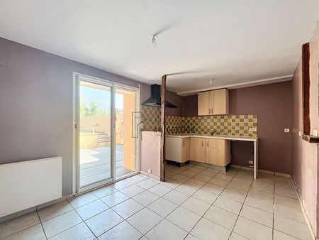 Location Maison 4 pièces 86m² - Photo 3