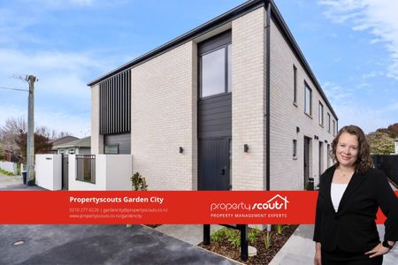 Modern, Low-Maintenance Living in Waltham - Photo 4