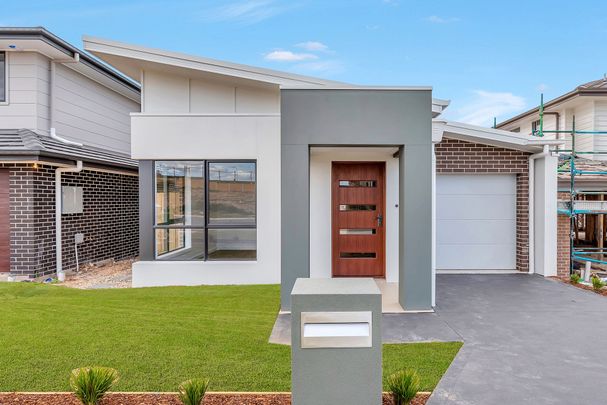 4 Bedroom Quality Home - Photo 1