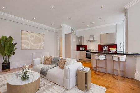 3 bedroom flat to rent - Photo 2