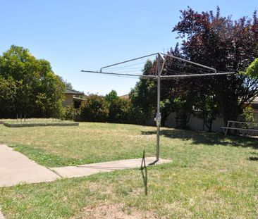 Prime Location Close to Schools & Shops! - Photo 2