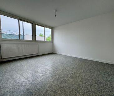 Location Appartement 4 pièces 81m² LIMOGES 87100 - Photo 1