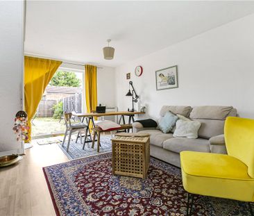 Seymour Way, Sunbury-on-Thames, Surrey, TW16 7NL - Photo 1