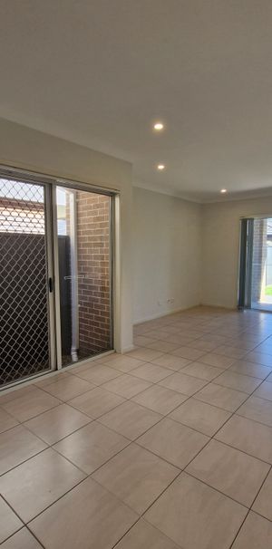 Three bedroom affordable housing house - Photo 1