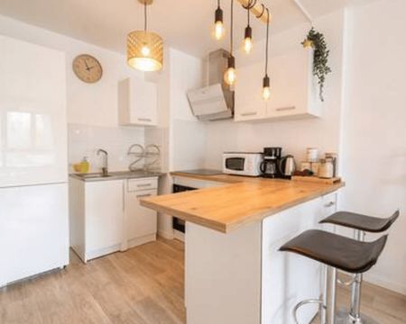 Apartment - Photo 2